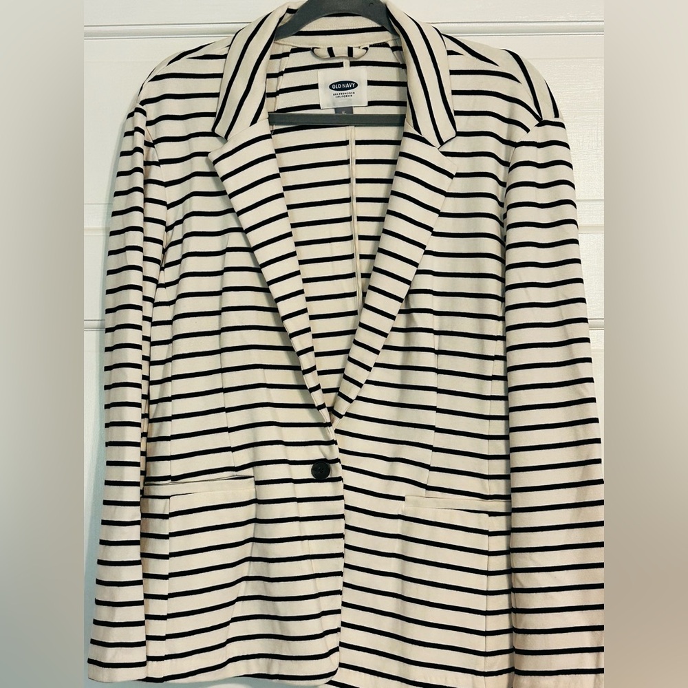Old Navy Black and White Striped Blazer